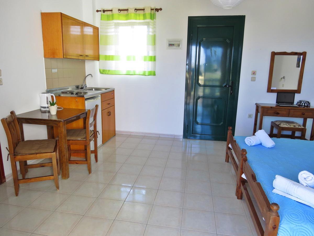 Debby Apartments Jalisos Zewnętrze zdjęcie