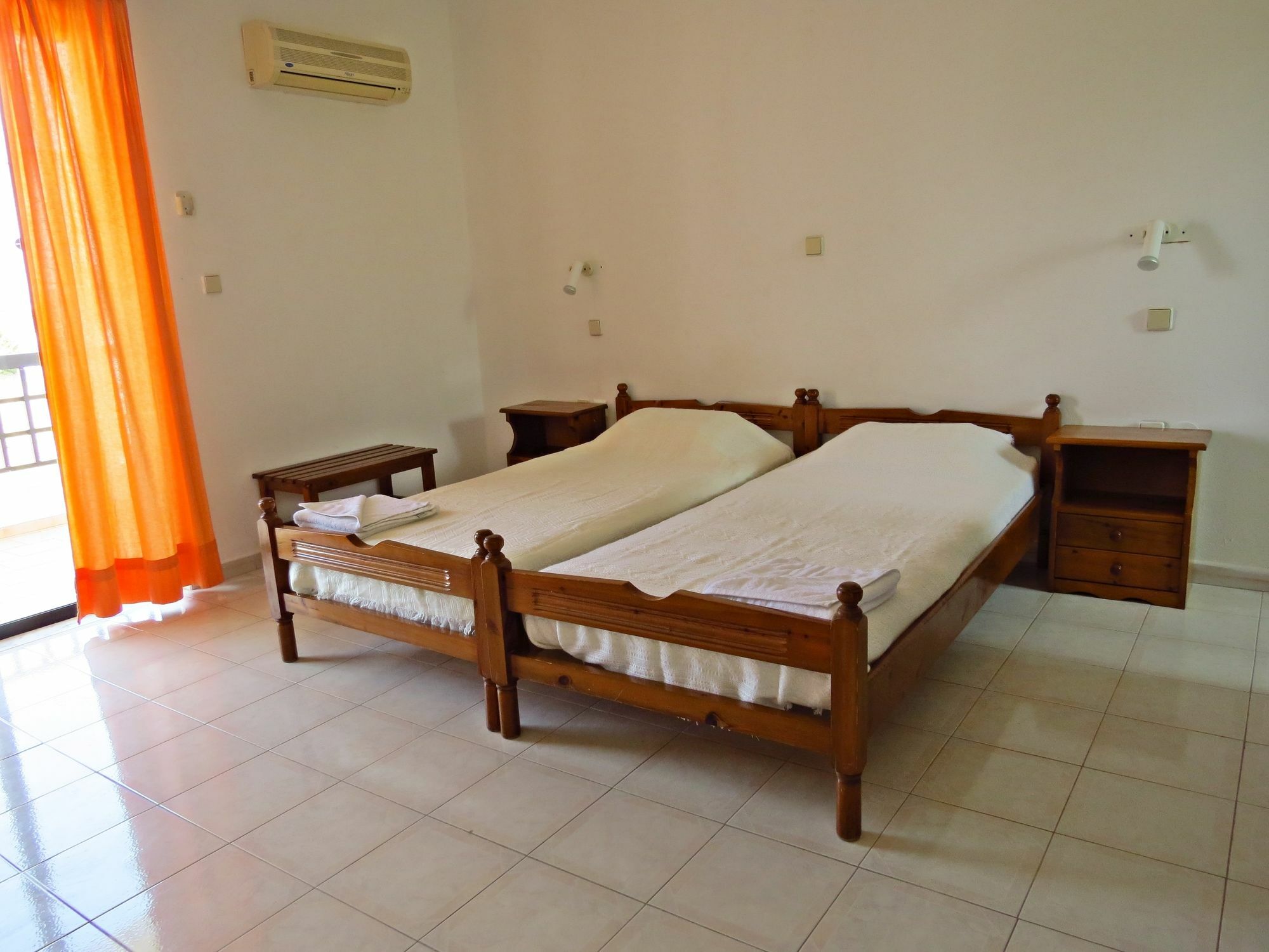 Debby Apartments Jalisos Zewnętrze zdjęcie